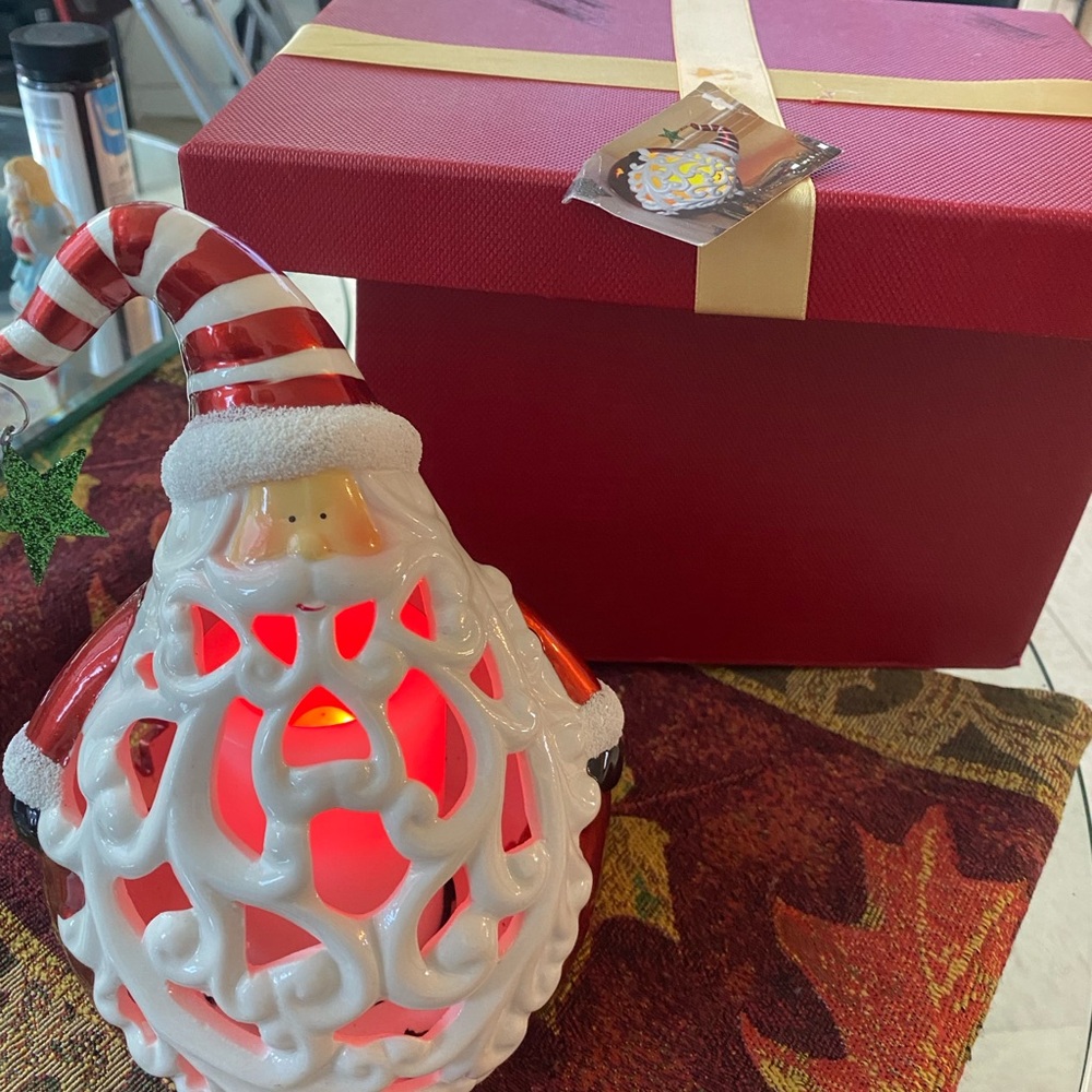 Vintage-Inspired Red and White Santa Light-Up Holiday Decor